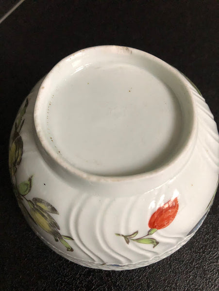First Period Worcester Porcelain Broth Pot 1758-1760