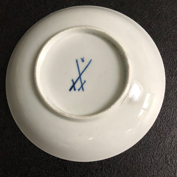 First Period Worcester Porcelain Bell Shaped Coffee Cup & Saucer 1757-1762