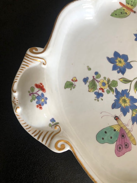 Meissen Porcelain Tray with Kakiemon 'Bienenmuster' or Bee Pattern, 1735