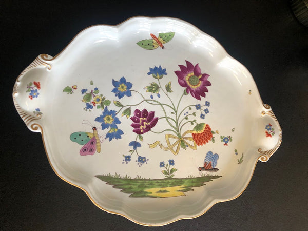Meissen Porcelain Tray with Kakiemon 'Bienenmuster' or Bee Pattern, 1735