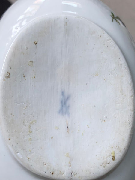 Meissen Porcelain Bourdaloue with Woodcut Flowers 1750