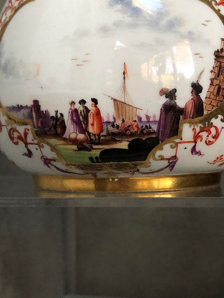 Meissen Porcelain Maskaron Teapot with Kauffahrtei Scenes 1730