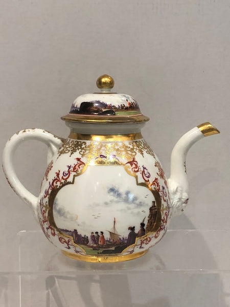 Meissen Porcelain Maskaron Teapot with Kauffahrtei Scenes 1730