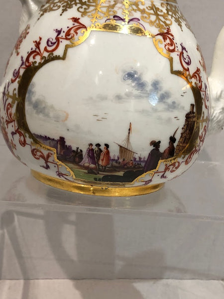 Meissen Porcelain Maskaron Teapot with Kauffahrtei Scenes 1730