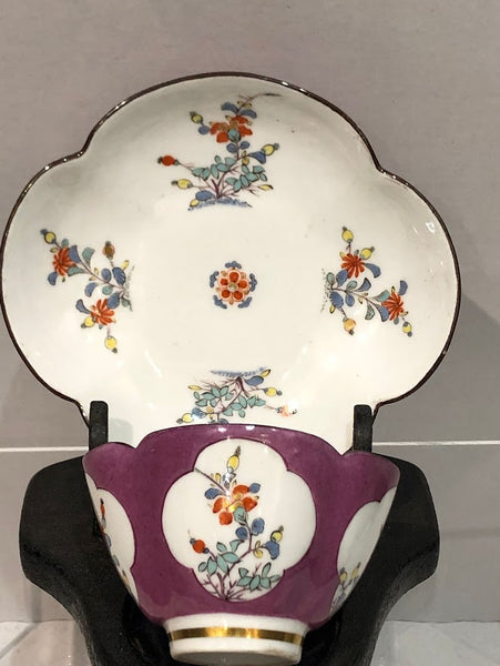Meissen Porcelain Quatrefoil Kakiemon Tea Bowl & Saucer 1730's