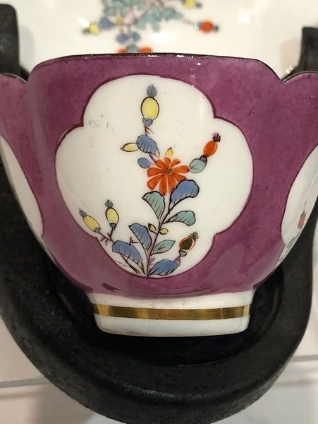 Meissen Porcelain Quatrefoil Kakiemon Tea Bowl & Saucer 1730's