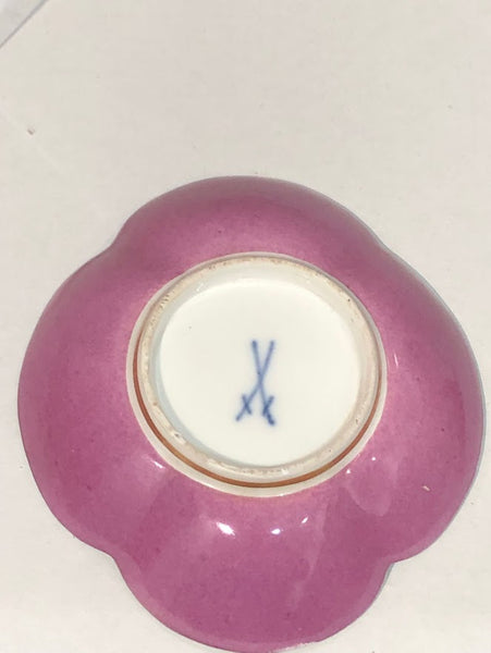 Meissen Porcelain Quatrefoil Kakiemon Tea Bowl & Saucer 1730's