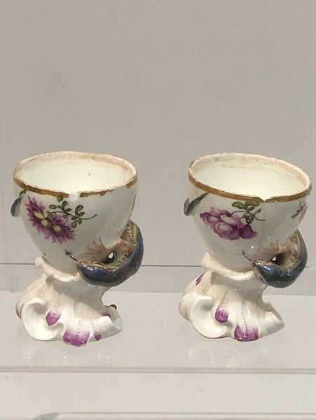 Viennese Porcelain Cups with Du Paquier Salamanders, 1744
