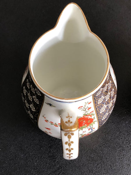 Chelsea Derby Kakiemon Jugs. C.1775.