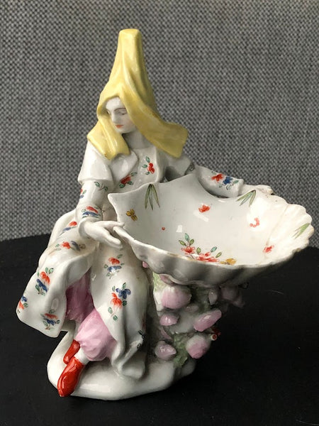 Bow Porcelain Sweetmeat Figure of a Levantine Lady, circa 1754