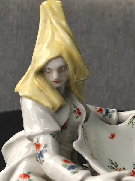 Bow Porcelain Sweetmeat Figure of a Levantine Lady, circa 1754