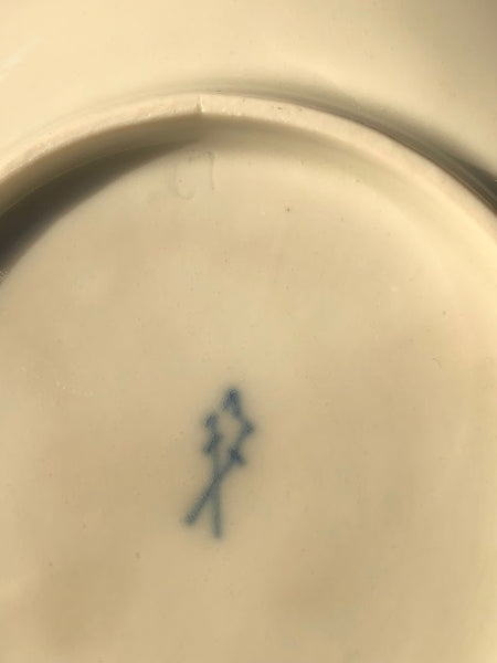 Meissen Porcelain Saucer with Chinoiserie Fishing Scene, 1740-50, Very Rare