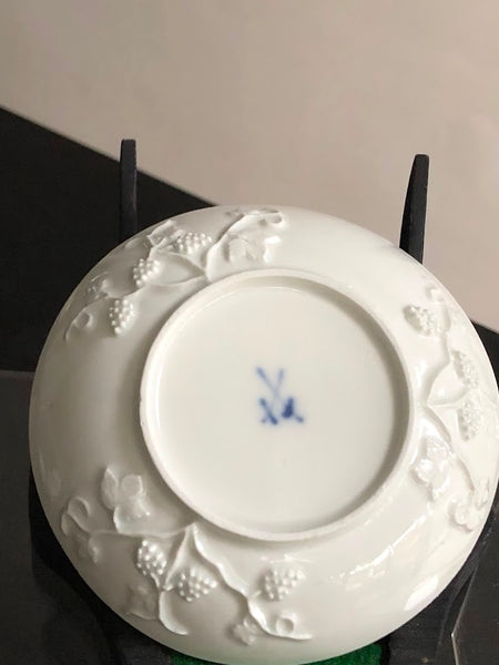 Meissen Blanc de Chine Grapevine Tea Bowl & Saucer circa 1740