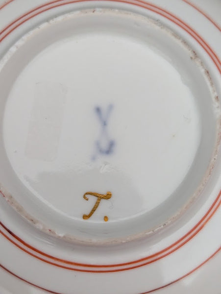 Meissen Porcelain Scenic Saucer with View of Albrectsburg Castle circa 1740, #1