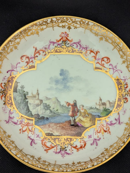 Meissen Porcelain Scenic Saucer with View of Albrectsburg Castle circa 1740, #2
