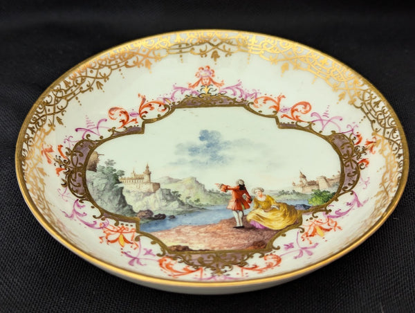 Meissen Porcelain Scenic Saucer with View of Albrectsburg Castle circa 1740, #2