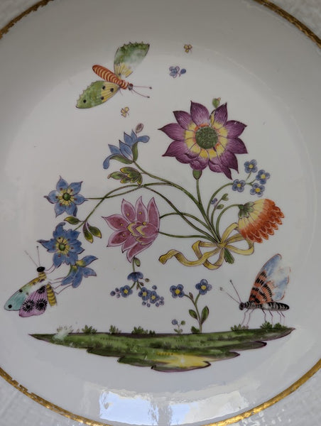 Meissen Porcelain Large Bienenmuster Bowl c1740