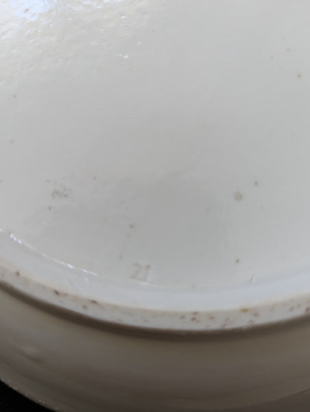 Meissen Porcelain Large Bienenmuster Bowl c1740