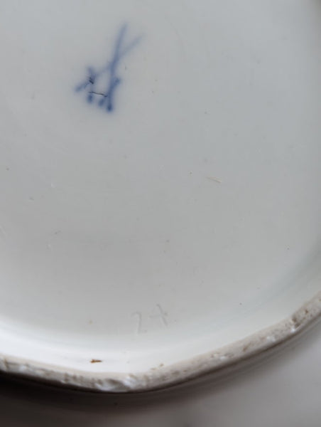 Meissen Porcelain Ornithological Tureen 1745-50