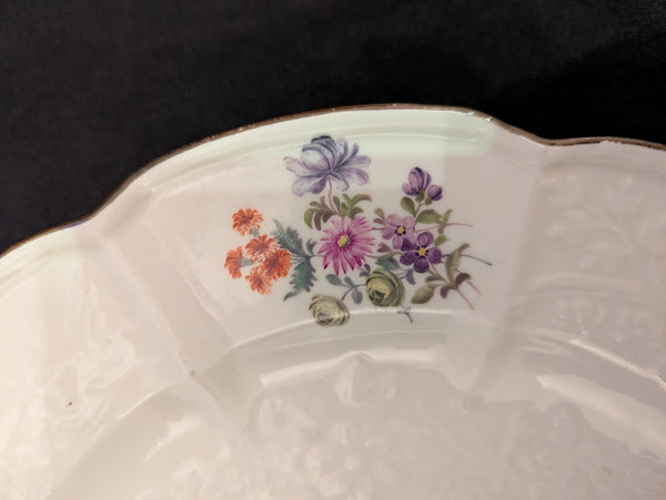 Meissen Porcelain Gotzkowsky Dinner Plate with Leopard Circa 1745