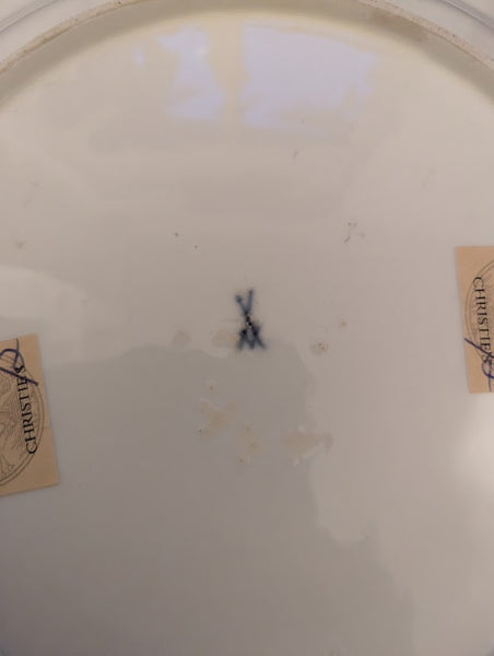 Meissen Porcelain Gotzkowsky Dinner Plate with Leopard Circa 1745