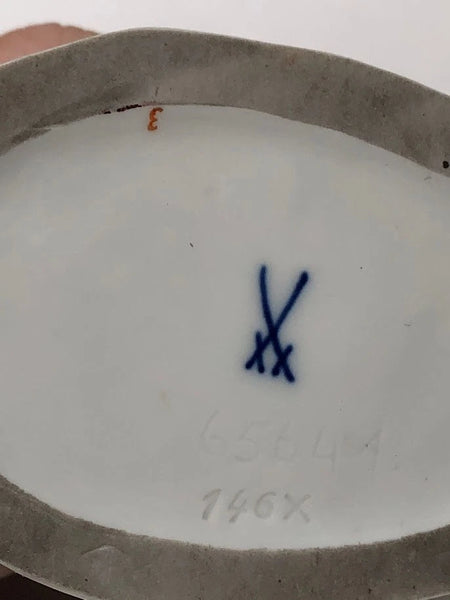 MEISSEN PORCELAIN CHINOISERIE FAMILY GROUP