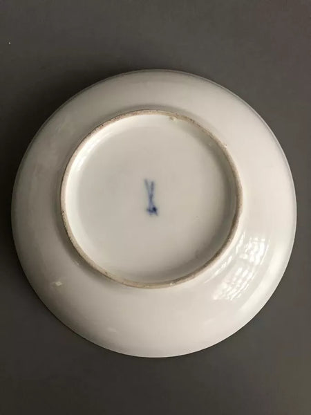 Meissen Porcelain Tea Cup & Saucer with Klinger Bugs #1 1740