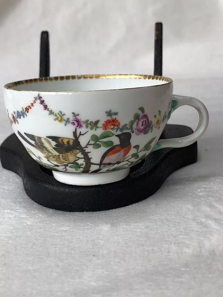 Meissen Porcelain Ornithological Tea Cup Circa 1750