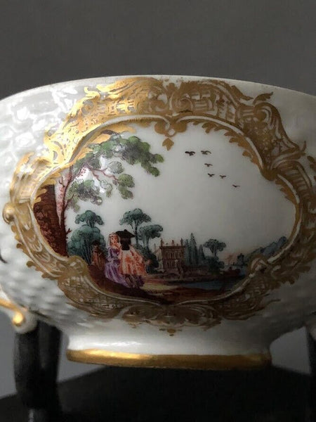 Meissen Porcelain Early 18th C Scenic Ecuelle.