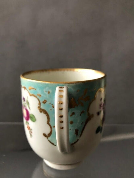 Tasse à café décorée James Giles en porcelaine de Worcester, vers 1760