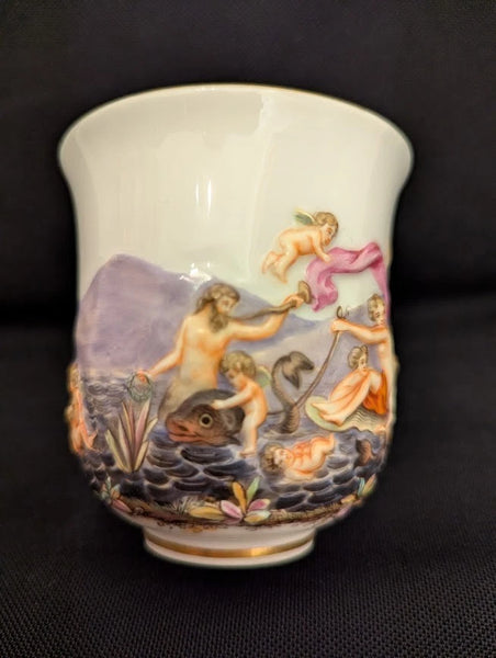 Meissen Porcelain Capodimonte Style Beaker, 19th C Rare