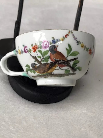 Meissen Porcelain Ornithological Tea Cup Circa 1750