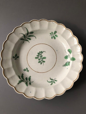 Assiette florale en porcelaine de Worcester 1780, très rare