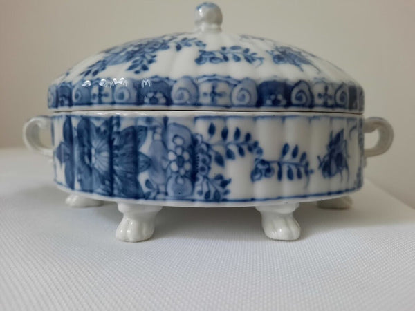 Meissen Porcelain Butter Tub and Cover Circa 1735