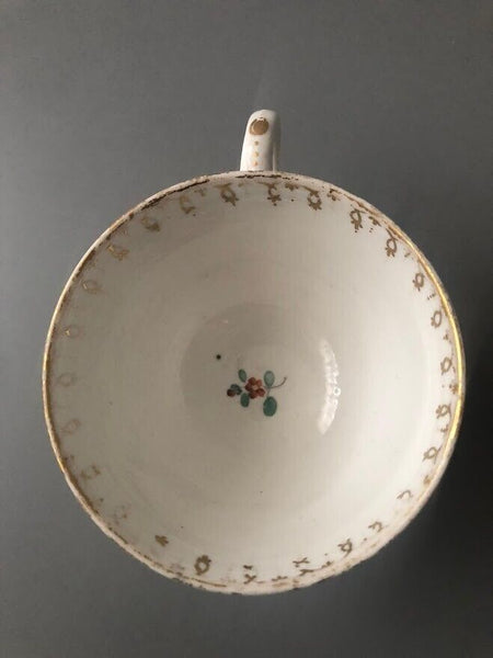 Den Haag, Haag Porzellan-Teetasse mit bemaltem Gemüse, 1780er Jahre