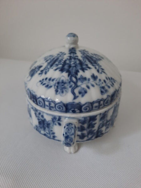 Meissen Porcelain Butter Tub and Cover Circa 1735