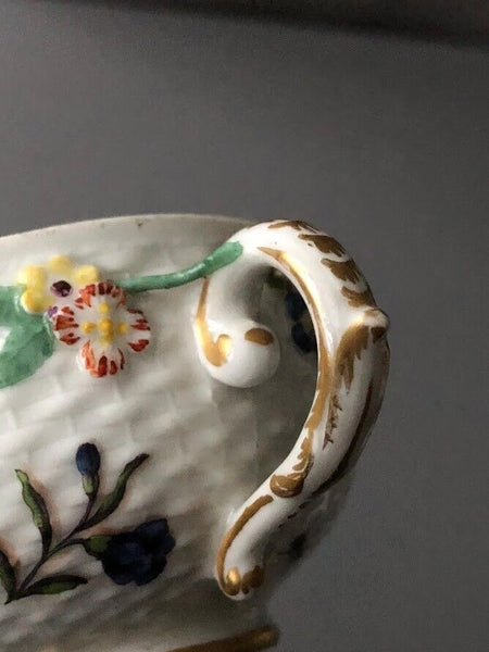 Meissen Porcelain Early 18th C Scenic Ecuelle.