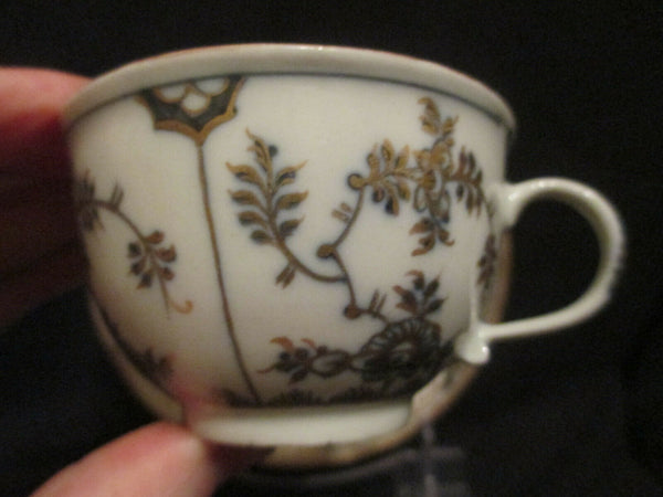 Meissener Porzellan Hausmaler Strohblumen gerippte Tasse und Untertasse 1740