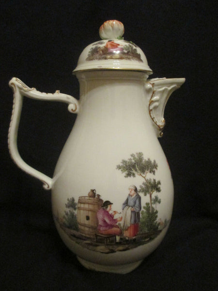 Cafetière en porcelaine Meissen avec scènes Tennier, marque Drehers très début des années 1700 