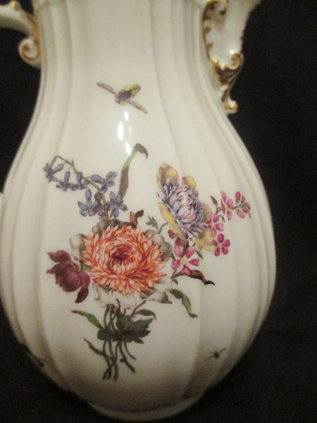 Meissen Porcelain Woodcut Floral & Bugs Coffee Pot 1740.