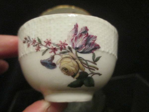 Bol à Thé Miniature et Soucoupe En Porcelaine De Meissen 1740 