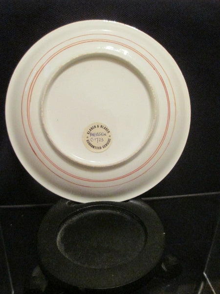 Meissen Porcelain Chinoiserie Tea Bowl and Saucer 1725