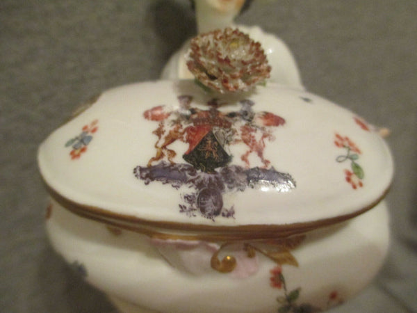 Meissen Porcelain Heraldic Sweetmeat / Sauce Figure 1740 - 45