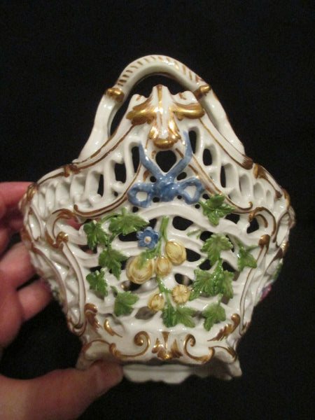 Meissen Fruit Moulded Basket, Dot Period 1763 - 1774 Drehers Marks (No 4)