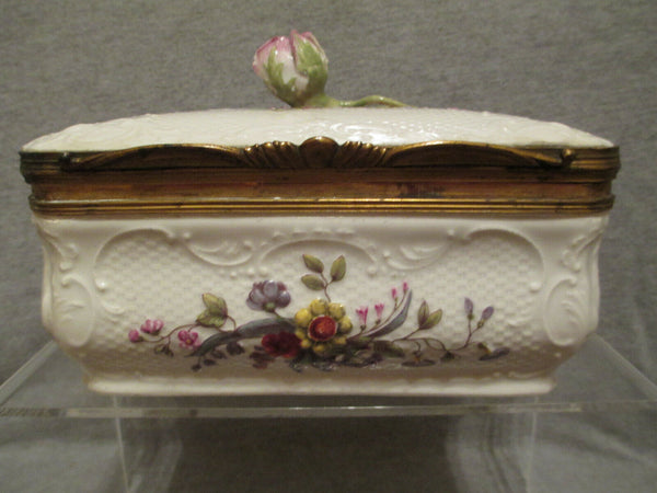 Meissen Casket Scenic Casket.... Circa 1755