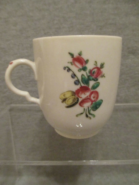 Tasse à café florale en porcelaine Doccia 1770-80 (No 1)