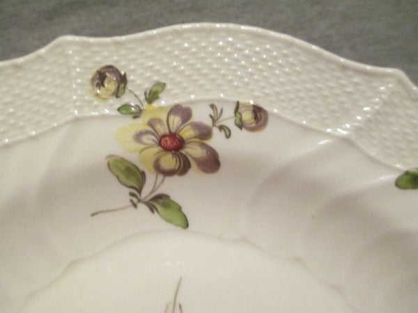 Assiette creuse florale en porcelaine de Vienne 18ème siècle