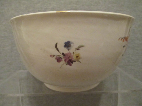Den Haag, Bol à slop floral en porcelaine de La Haye années 1780