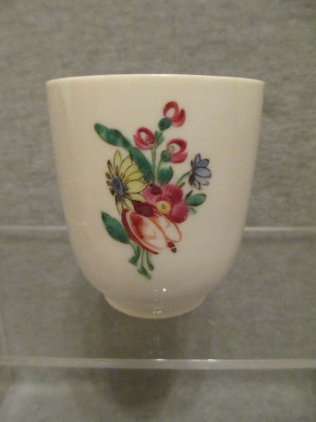 Tasse à café florale en porcelaine Doccia 1770-80 (No 1)