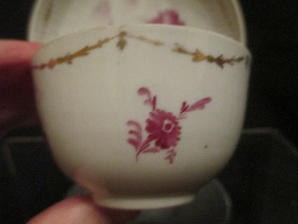 Wallendorf Porcelain Puce Scenic Ribbed Tea Bowl & Saucer 1760